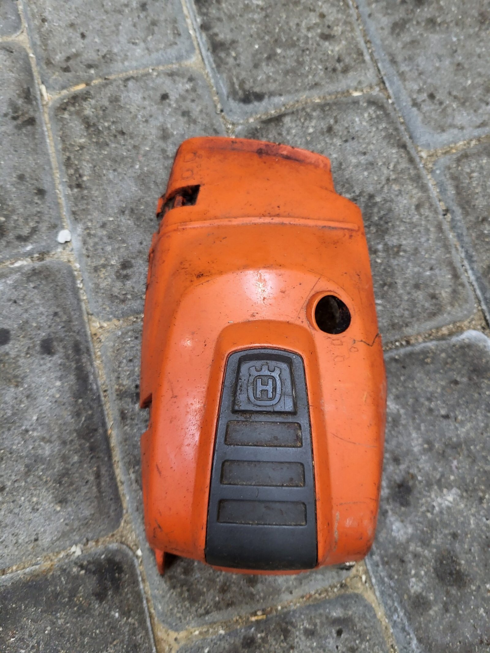 Husqvarna 555 Cilindro dangtelis A392