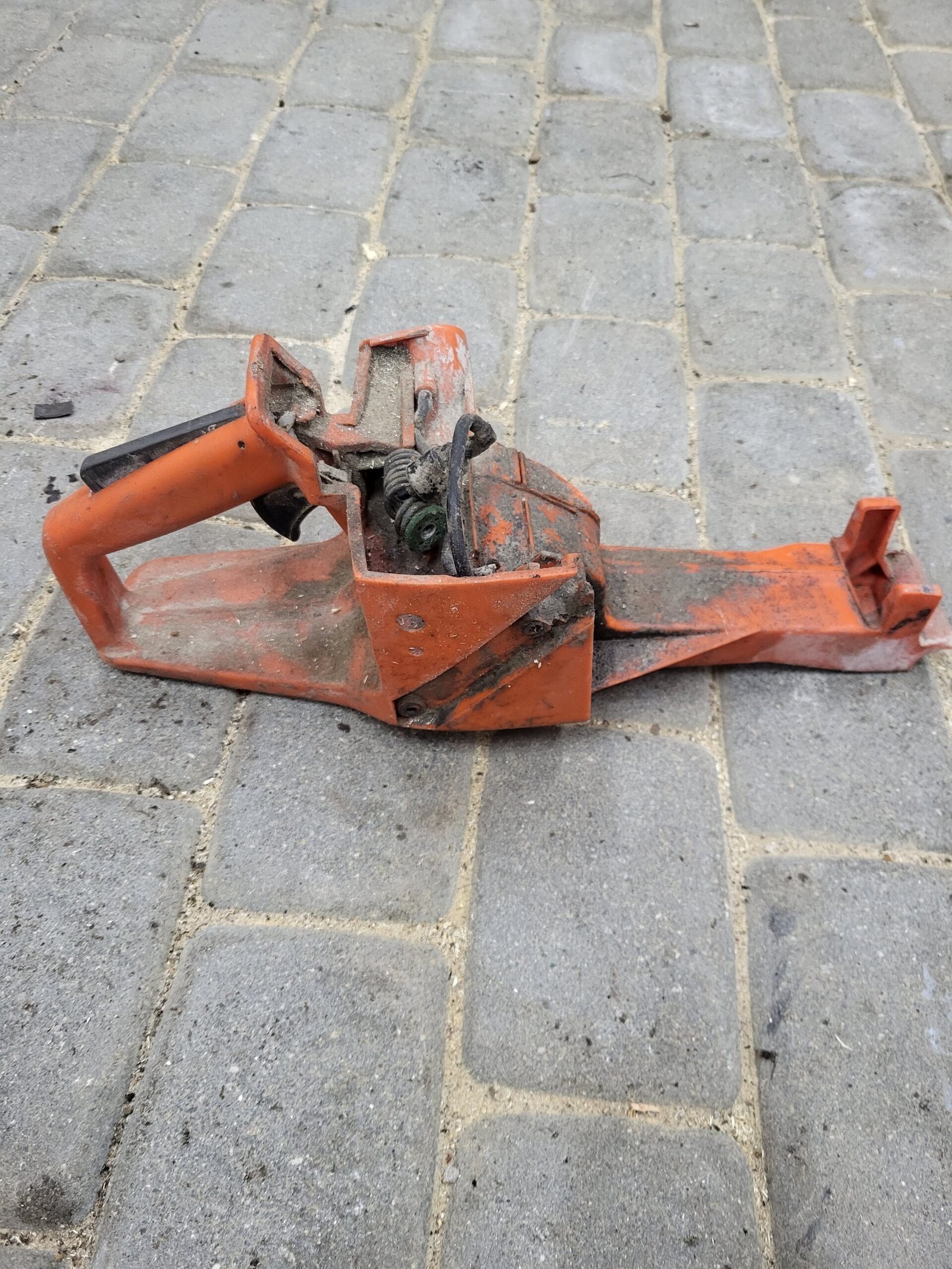 Husqvarna K960 Bakas A137