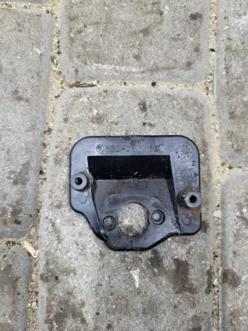 Husqvarna 130 Oro filtro dangtelis A277