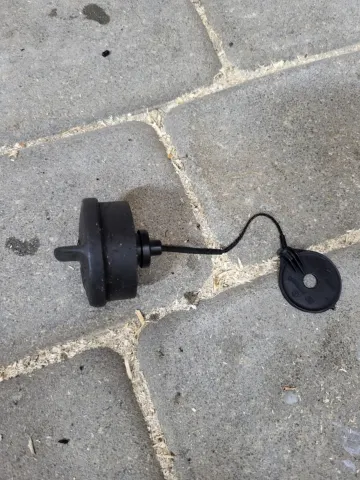 STIHL FS 100 Kuro bako kamštis A11