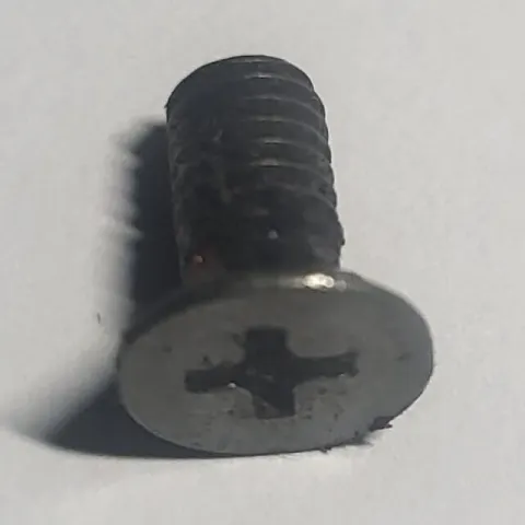 Husqvarna 254 Varžtas 8mm VH085