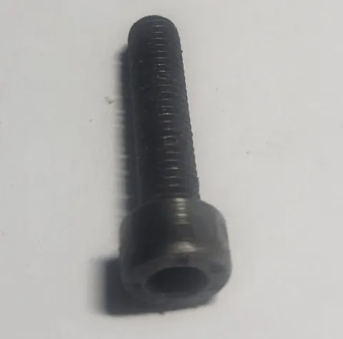 Husqvarna 242, 444 Varžtas 25mm VH140