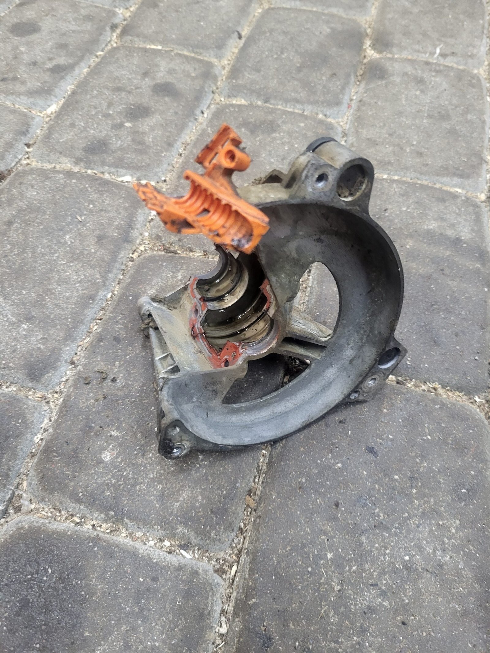 STIHL FS89 Karteris A1526