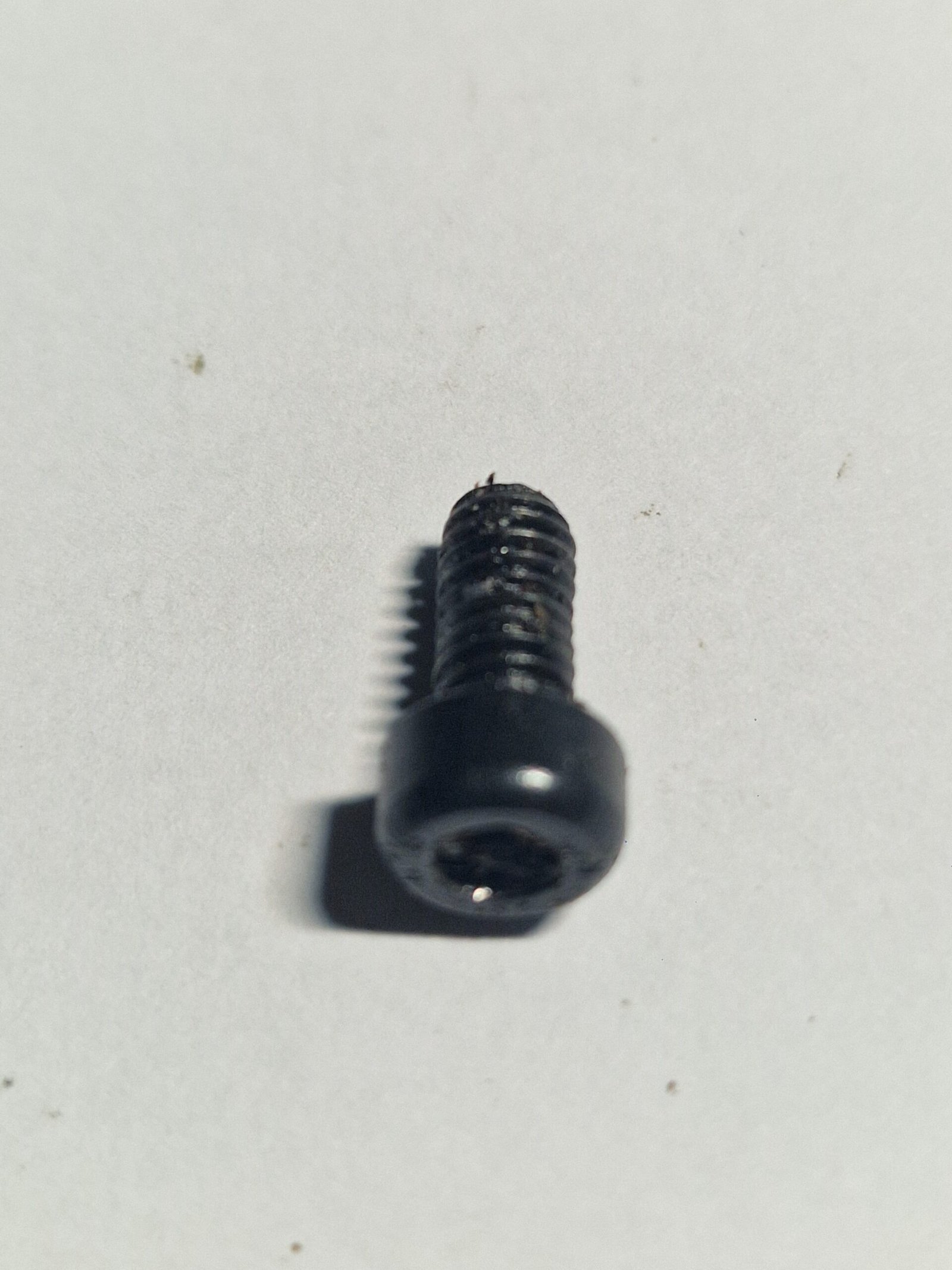Kinietiškas varžtas 10mm VK021