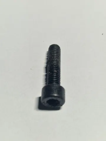 Kinietiškas, McCulloch CS360 Jonsered 451 Varžtas 23mm VK029
