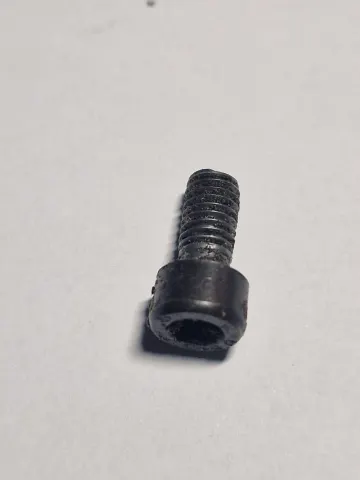 Kinietiškas varžtas 12mm VK031