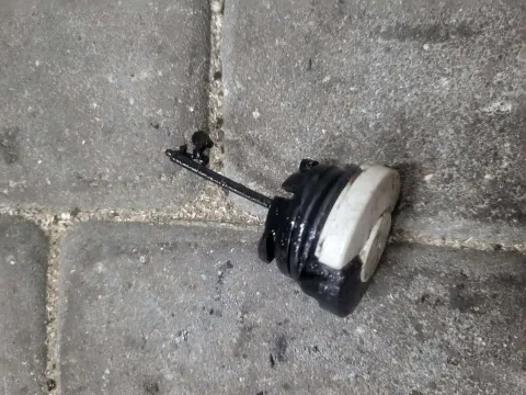 STIHL MS270 Kuro bako kamštis A1414