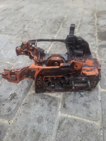 Husqvarna 357 Variklio Blokas A0
