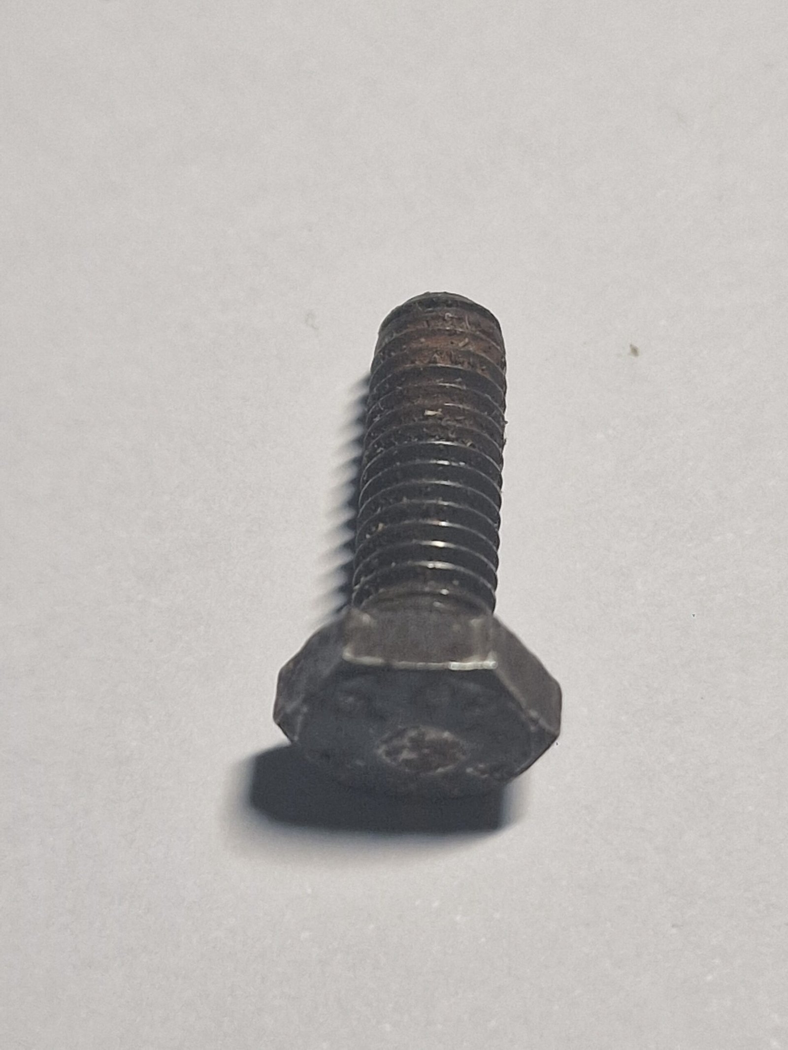 Kinietiškas varžtas 19mm VK014
