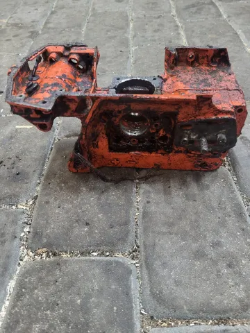 Husqvarna 238 G Variklio korpusas A1154