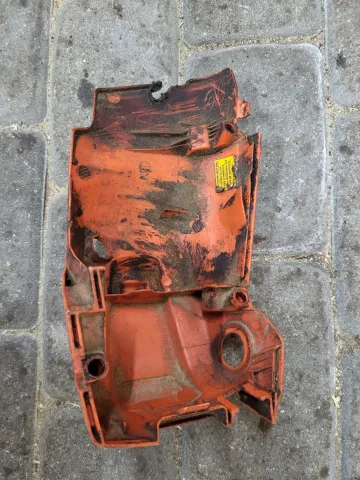 Husqvarna 555 Cilindro dangtelis A396