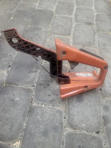Husqvarna 40 Pagrindinė rankena A1810