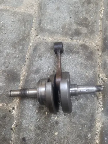 STIHL 026 Alkūninis velenas A849