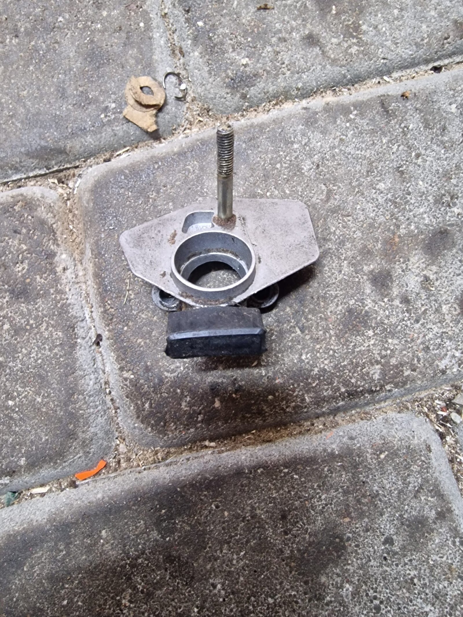 STELL 76,5 cm³ Oro filtro laikiklis 06704