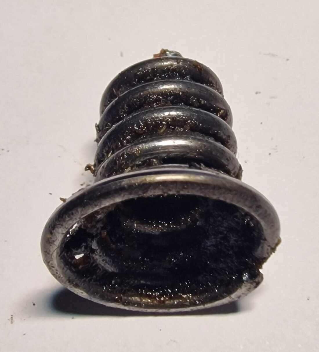 Kinietiškas Amortizatorius 22mm VK070