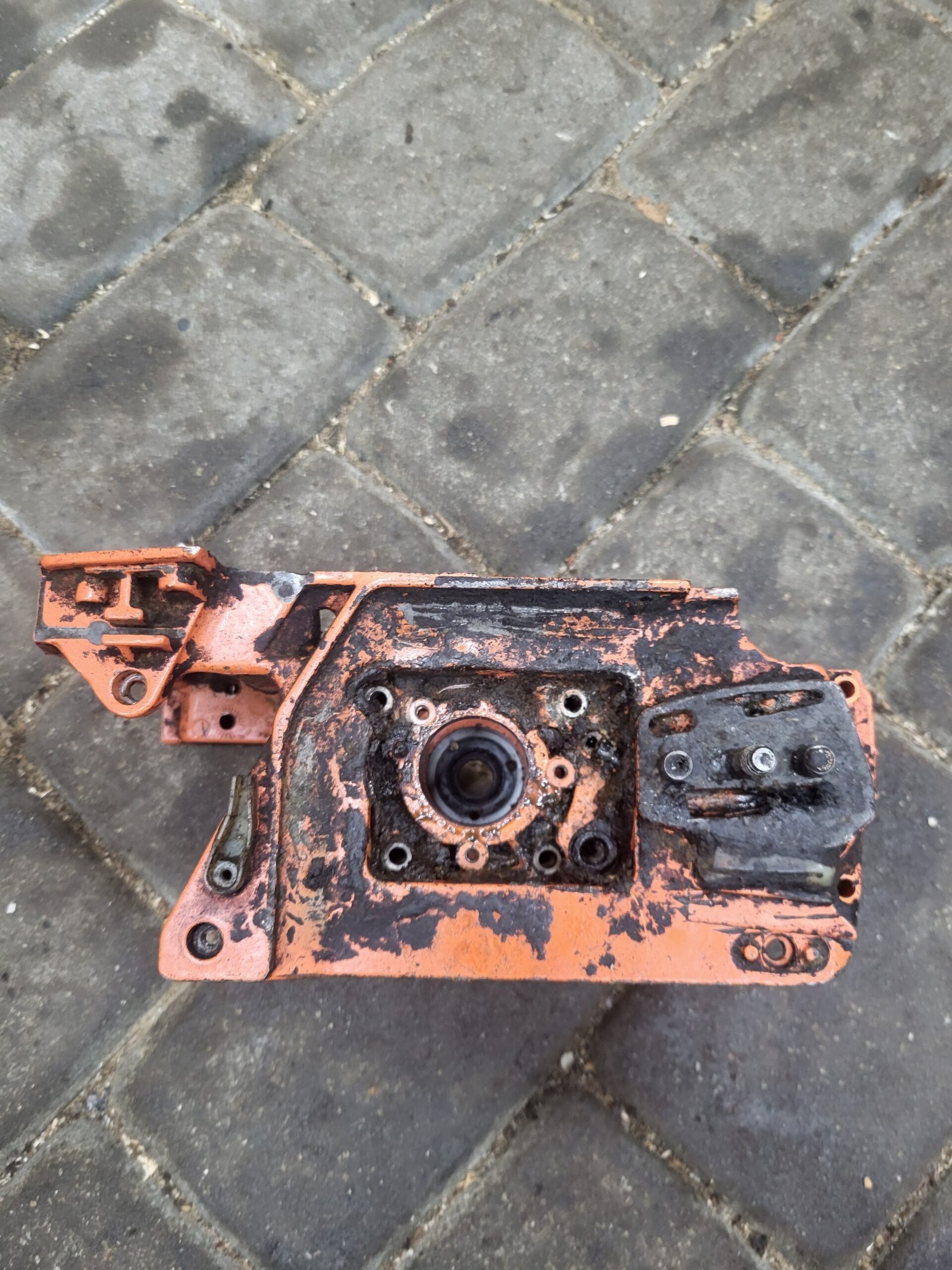 Husqvarna 234 Variklio blokas A1736