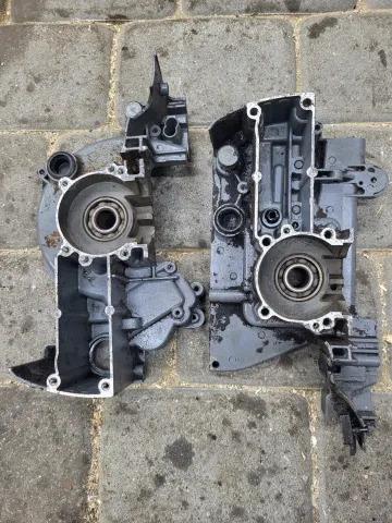 Hitachi CS33EB Variklio blokas A533