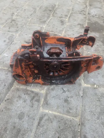 Husqvarna 357 Variklio Blokas A0