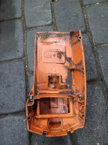 Husqvarna 262XPG Cilindra pārsegs