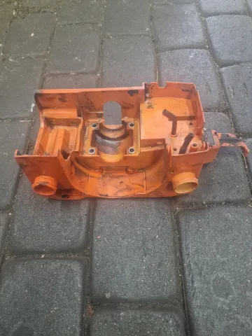 Husqvarna 40 Karter / blok silnika